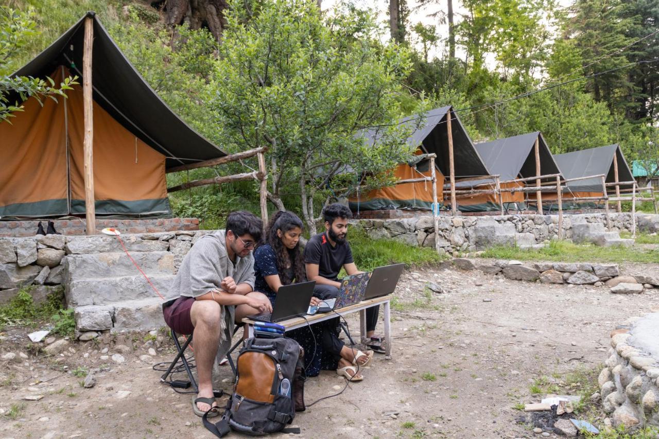 Himtrek Riverside Camps & Hostel Manali Exteriér fotografie