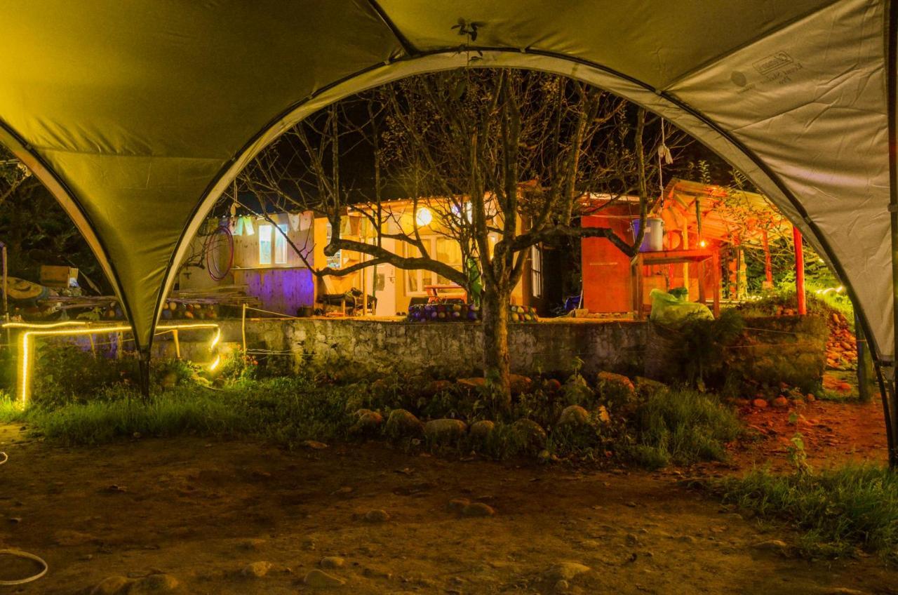 Himtrek Riverside Camps & Hostel Manali Exteriér fotografie